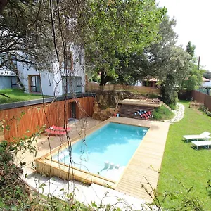 apartamento-2-dormitorios-con-piscina-y-jardn.bilbaohotelsspain.com/